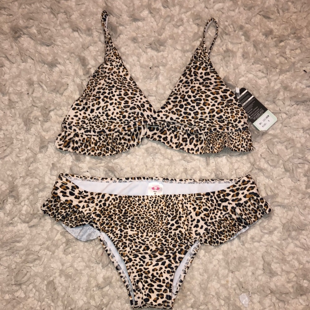 Shekini bathing suit set